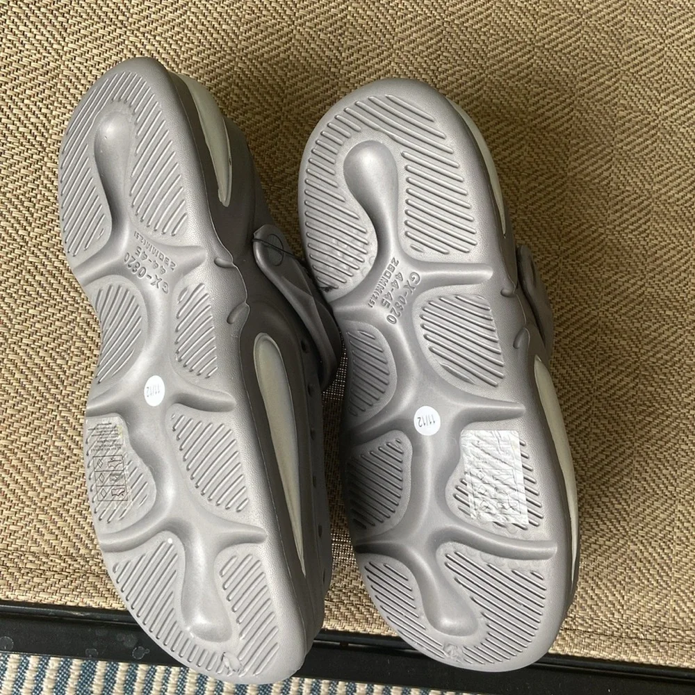 Men’s trail River 11/12 new